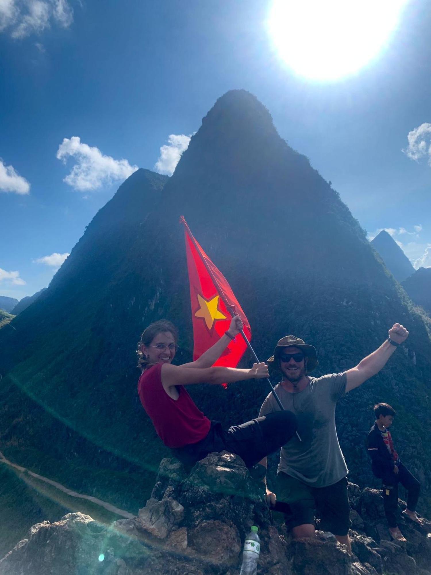 Ha Giang Lotus Hostel Motorbikes Tours Kültér fotó